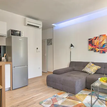 Candler's Old Town Apartmán *